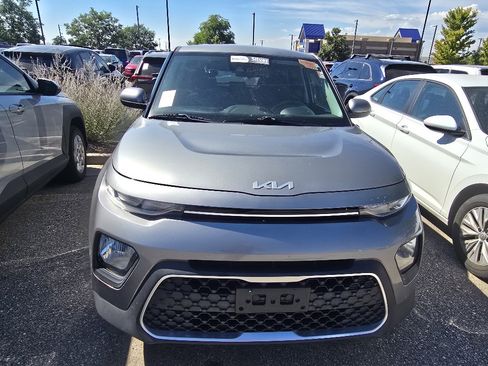 Used 2022 Kia Soul LX w/ Technology Package FWD image 19