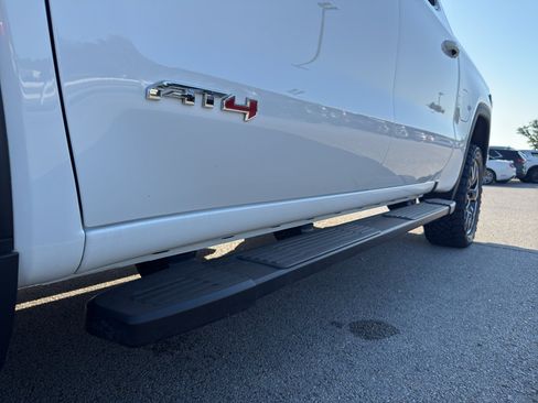 Used 2020 GMC Sierra 1500 AT4 w/ AT4 Premium Package AWD/4WD image 10
