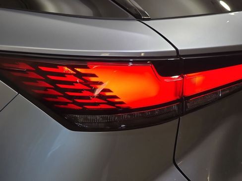 New 2026 Lexus RX 450h AWD image 35