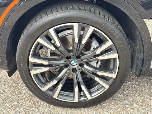 Used 2021 BMW X7 xDrive40i w/ Premium Package AWD/4WD image 5