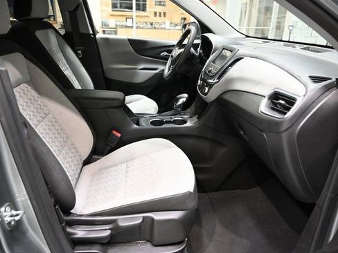 Used 2023 Chevrolet Equinox LT image 8