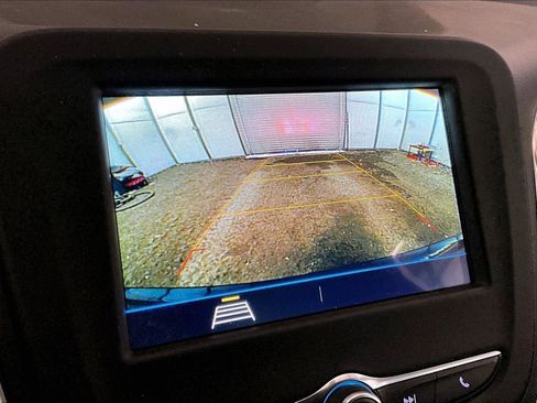 Used 2019 Chevrolet Equinox LT image 20