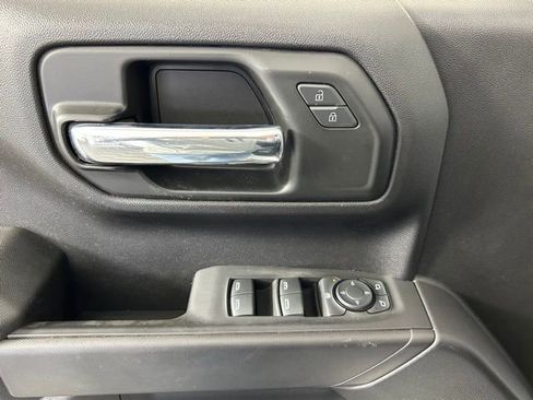 Used 2023 Chevrolet Silverado 1500 Custom Trail Boss AWD/4WD image 17