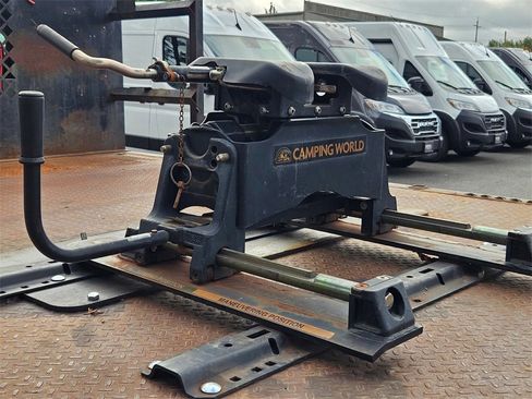 Used 2016 Ford F450 XL w/ Power Equipment Group image 32