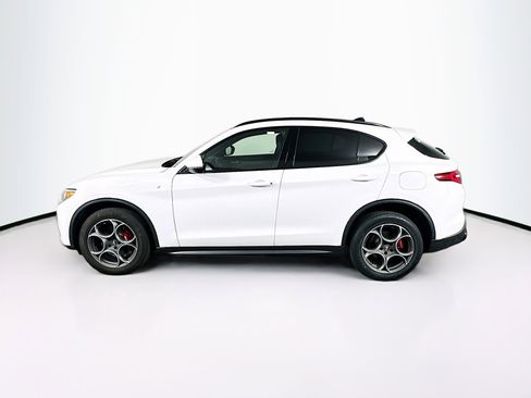 Used 2022 Alfa Romeo Stelvio Ti w/ Active Assist Plus Package image 4