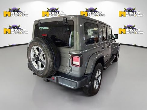 Used 2021 Jeep Wrangler Unlimited Sahara AWD/4WD image 4