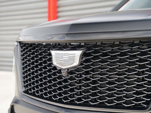 Used 2026 Cadillac Escalade V w/ LPO, ONYX Package image 11