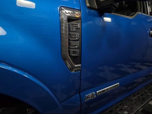 Used 2021 Ford F350 Lariat w/ Tremor Off-Road Package image 38