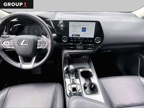 Used 2024 Lexus NX 250 FWD w/ Towing Package (2000 Lbs) image 13