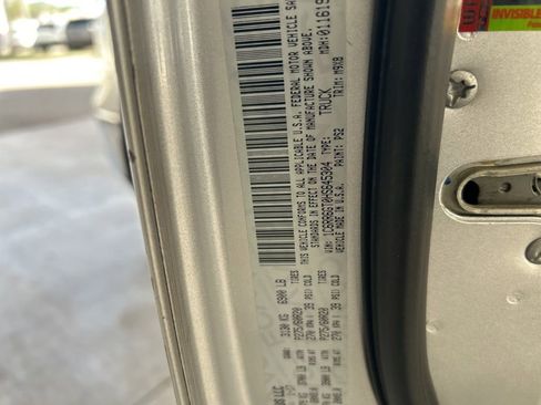 Used 2017 RAM 1500 Big Horn image 36