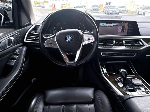 Used 2020 BMW X7 xDrive40i w/ Premium Package AWD/4WD image 11