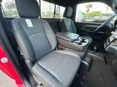 Used 2024 RAM 3500 Tradesman image 26