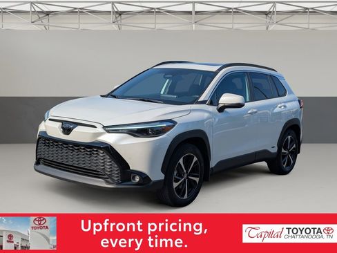 Used 2023 Toyota Corolla Cross XSE w/ Convenience Package image 4