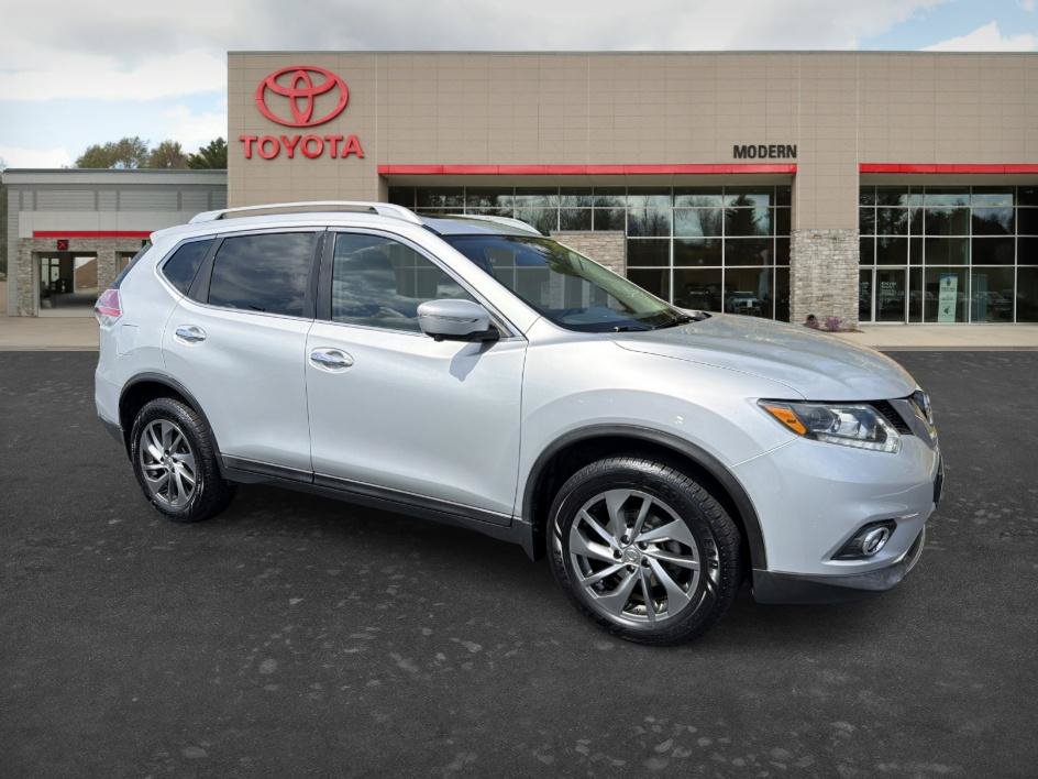 Used 2015 Nissan Rogue SL w/ SL Premium Package AWD/4WD image 3