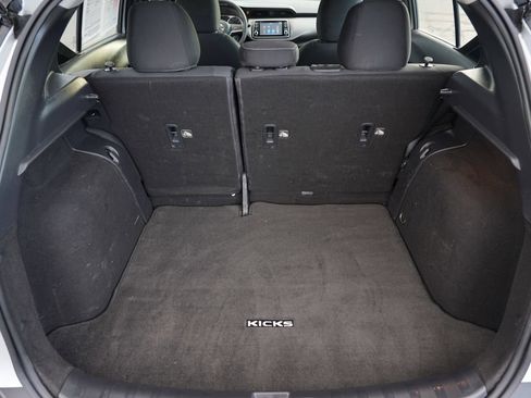 Used 2020 Nissan Kicks S FWD image 26