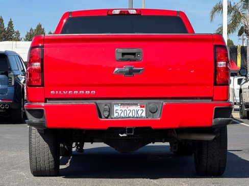 Used 2018 Chevrolet Silverado 1500 Custom w/ Custom Value Package image 6