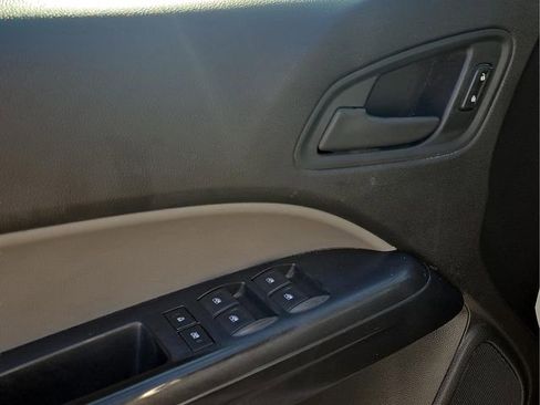 Used 2015 Chevrolet Colorado W/T image 22