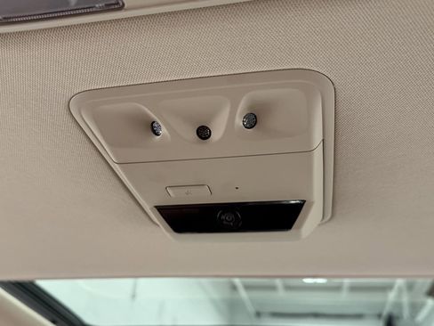 Used 2023 Kia Carnival SX Prestige image 34