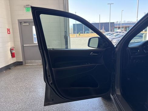 Used 2023 Dodge Durango GT image 10