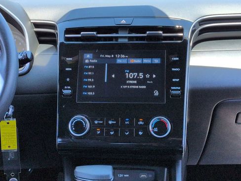 Certified 2024 Hyundai Santa Cruz SE FWD image 28