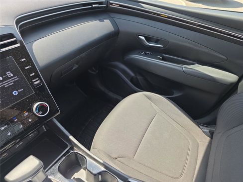 Certified 2022 Hyundai Tucson SE AWD/4WD image 42