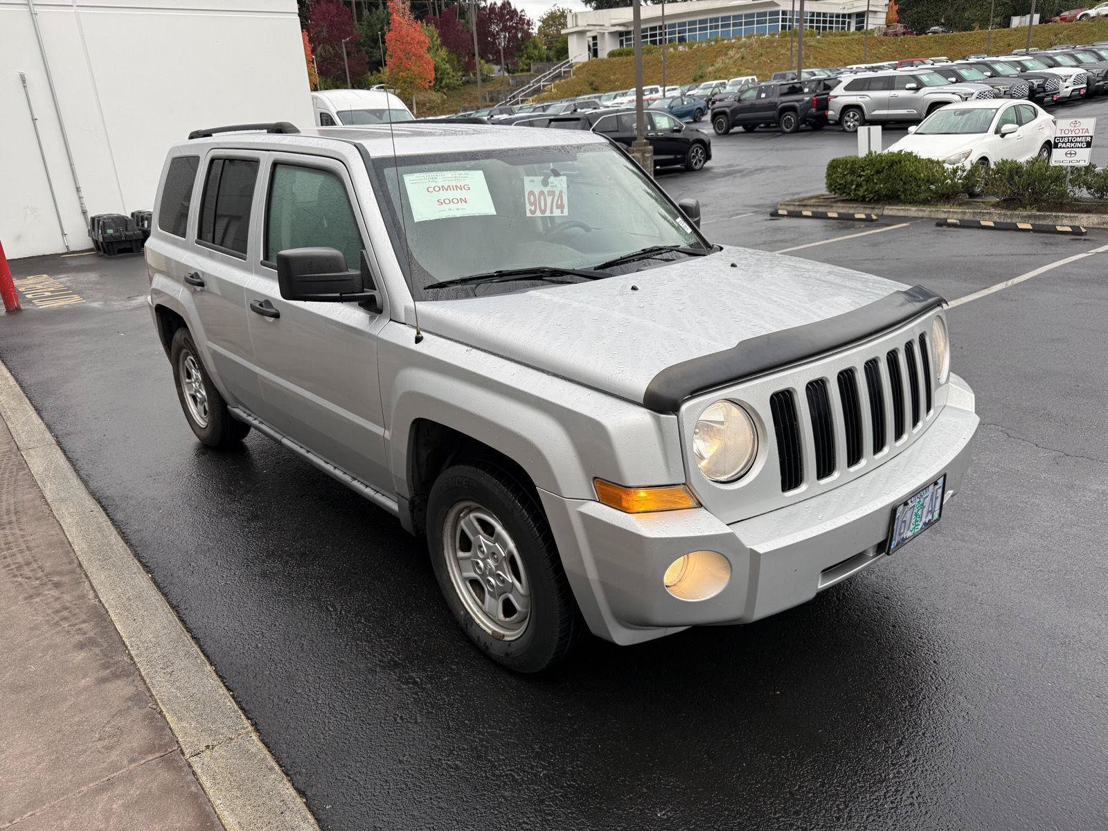 Used 2010 Jeep Patriot Sport FWD image 7
