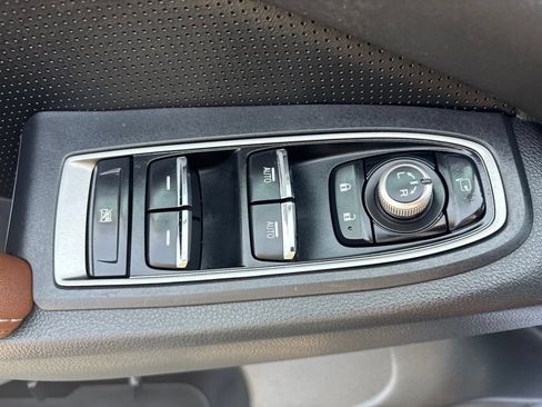 Used 2023 Subaru Ascent Touring AWD/4WD image 18