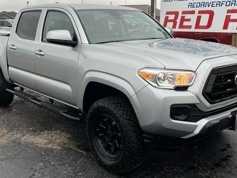 Used 2023 Toyota Tacoma SR image 2