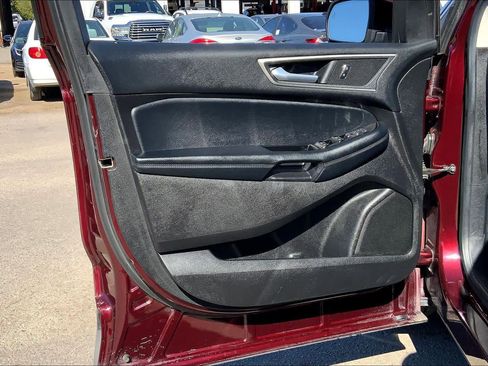 Used 2017 Ford Edge SEL w/ Equipment Group 201A image 20