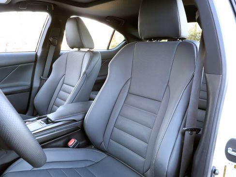 Used 2023 Lexus IS 350 F Sport w/ Navigation Package image 20