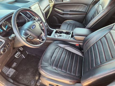 Used 2023 Ford Edge ST-Line image 13