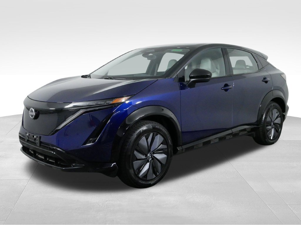 Used 2024 Nissan Ariya AWD image 5