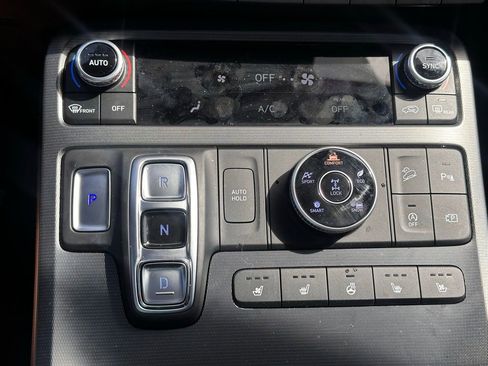 Used 2024 Hyundai Palisade Calligraphy image 38