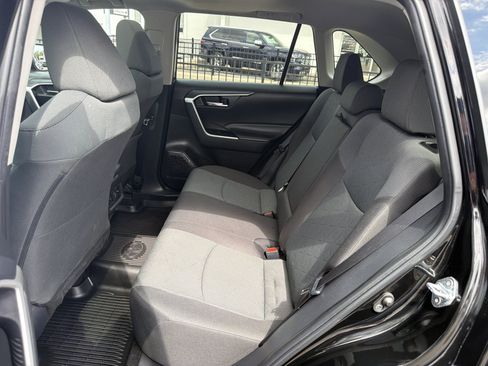 Used 2024 Toyota RAV4 XLE w/ Convenience Package AWD/4WD image 27