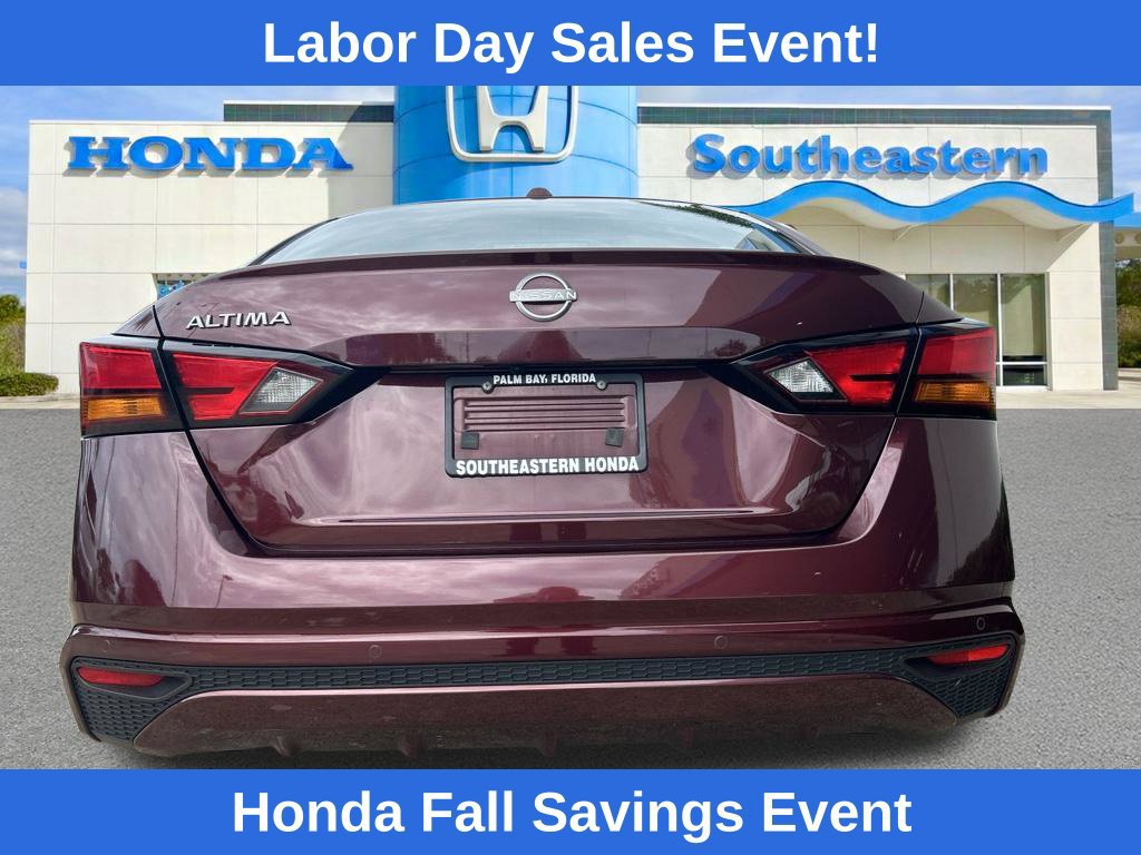 Used 2025 Nissan Altima 2.5 SV FWD image 8