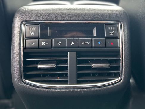 Used 2023 MAZDA CX-9 Grand Touring image 12