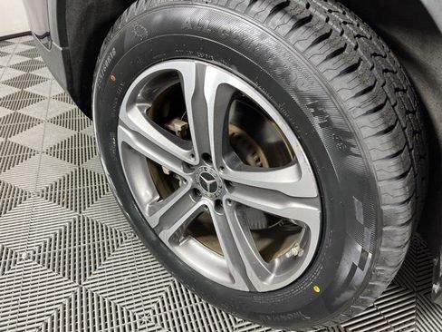 Used 2019 Mercedes-Benz GLC 300 4MATIC image 13
