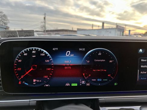 Used 2020 Mercedes-Benz GLS 580 4MATIC image 27