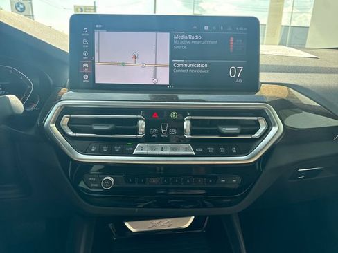 Used 2023 BMW X4 xDrive30i w/ Premium Package AWD/4WD image 17