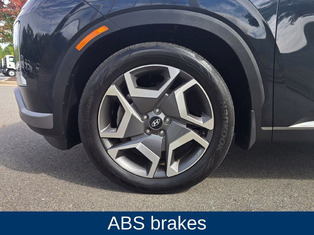 Used 2024 Hyundai Palisade Limited AWD/4WD image 9