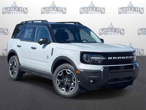 New 2026 Ford Bronco Sport Outer Banks w/ Outer Banks Tech Package+ AWD/4WD image 1