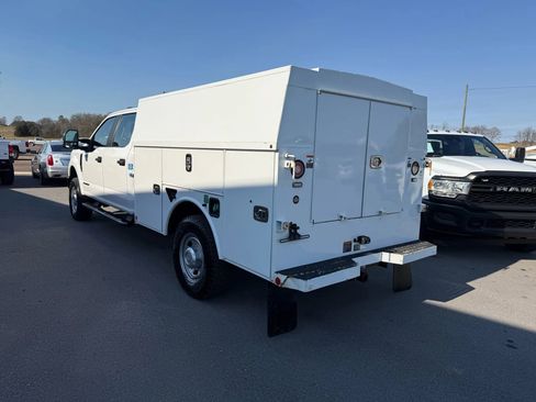 Used 2020 Ford F350 XL w/ Power Equipment Group image 3