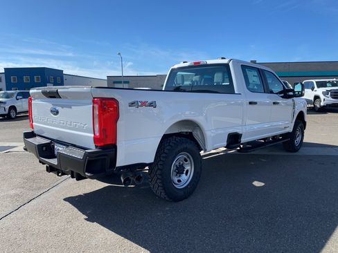 New 2026 Ford F250 4x4 Crew Cab Super Duty image 22
