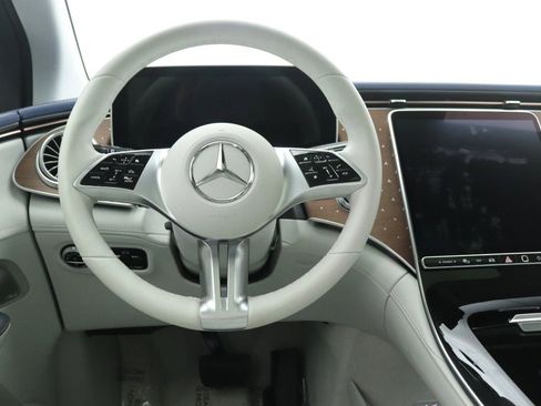 Certified 2023 Mercedes-Benz EQE 350+ SUV image 10