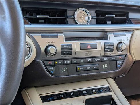 Used 2018 Lexus ES 350 image 14