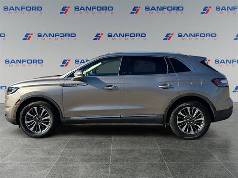 Used 2021 Lincoln Nautilus FWD w/ Equipment Group 101A image 2