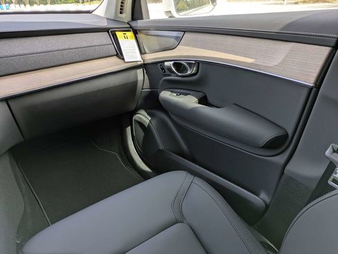 New 2026 Volvo XC90 B5 Plus AWD/4WD image 24