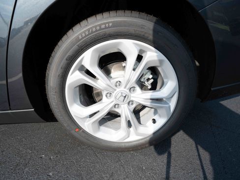 New 2025 Honda Accord LX image 28