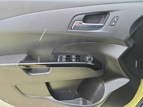 Certified 2017 Chevrolet Sonic LT w/ Convenience Package image 23