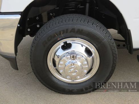 Used 2026 RAM 3500 Tradesman AWD/4WD image 10